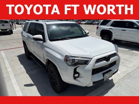 Used 2022 Toyota 4Runner SR5 Premium w/ Moonroof Package RWD image 1