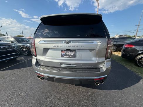 Used 2023 Chevrolet Suburban Premier AWD/4WD image 4