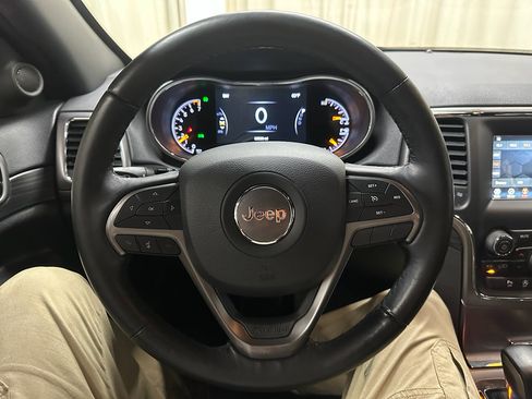 Used 2021 Jeep Grand Cherokee Freedom Edition image 28