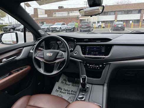 Certified 2023 Cadillac XT5 Premium Luxury w/ Technology Package AWD/4WD image 64