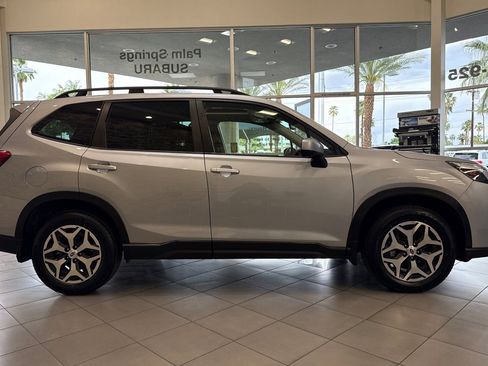 Certified 2023 Subaru Forester Premium image 6