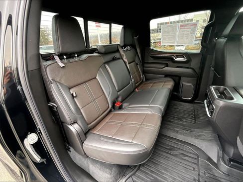 Used 2024 Chevrolet Silverado 1500 High Country w/ Z71 Off-Road Package image 25