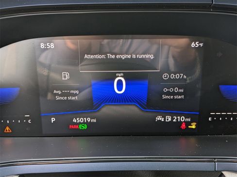 Certified 2023 Volkswagen Taos SE w/ Panoramic Sunroof Package image 34