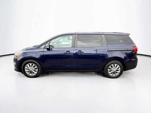 Used 2019 Kia Sedona LX FWD image 8