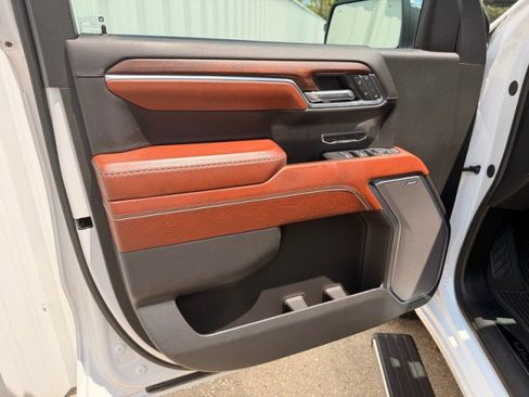 Used 2024 GMC Sierra 1500 Denali Ultimate AWD/4WD image 24