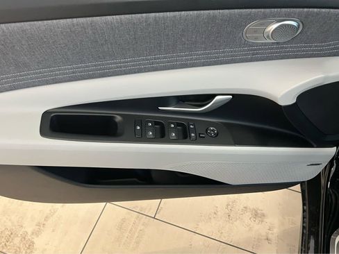 New 2026 Hyundai Elantra Limited FWD image 29
