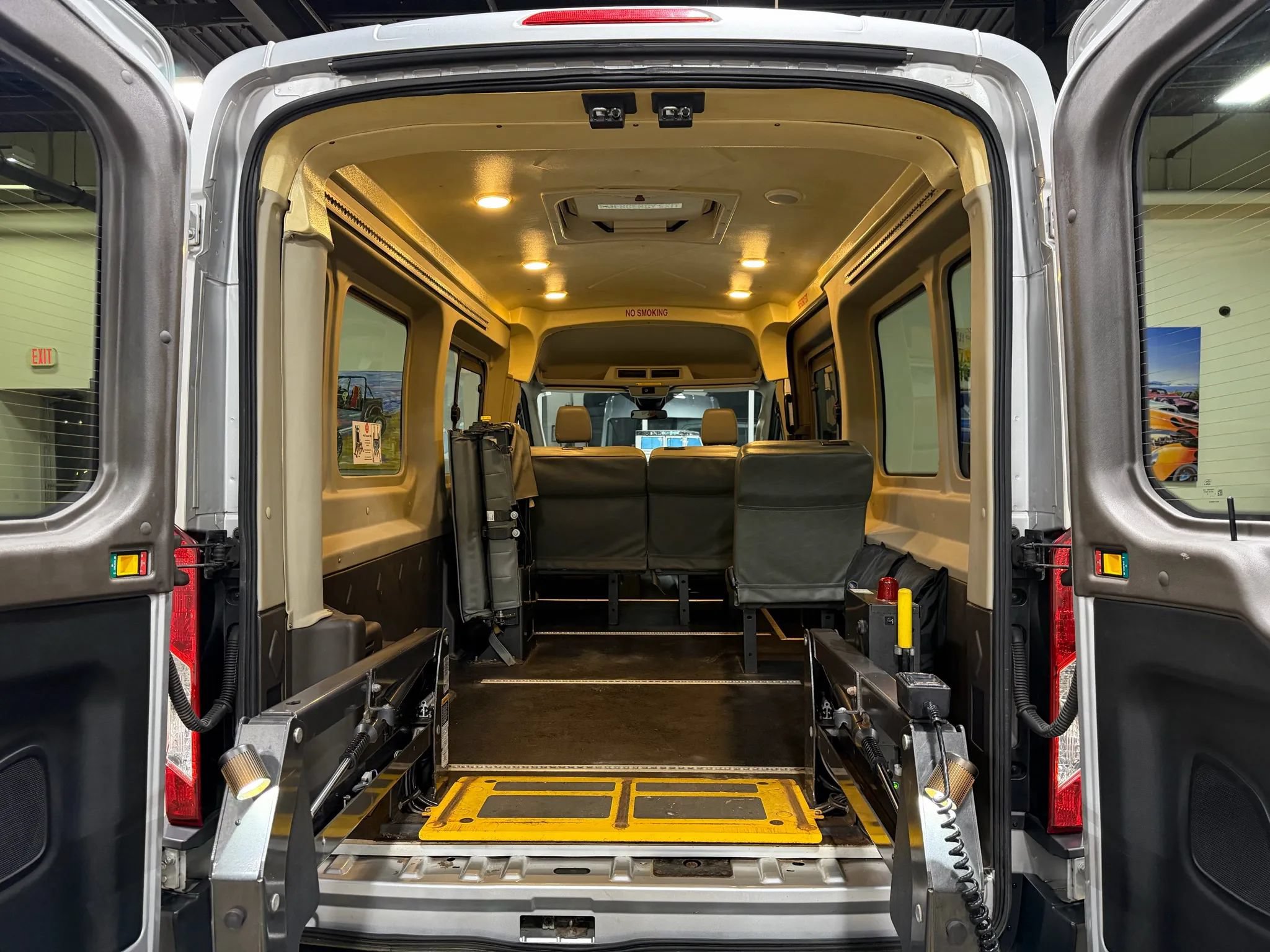 Used 2015 Ford Transit 250 148 Medium Roof RWD image 52