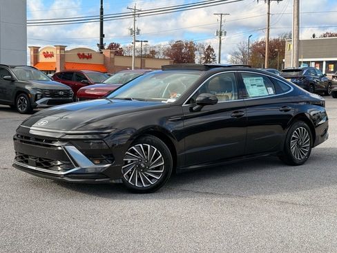 New 2026 Hyundai Sonata Limited image 2