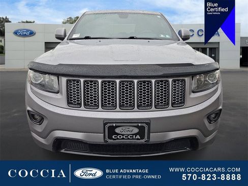 Used 2015 Jeep Grand Cherokee Altitude image 2