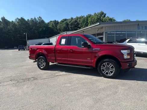 Used 2015 Ford F150 XLT w/ Equipment Group 302A Luxury AWD/4WD image 14