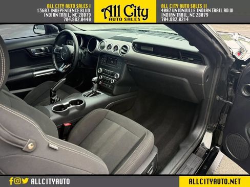 Used 2019 Ford Mustang GT w/ GT Performance Package RWD image 10