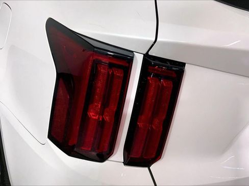 Certified 2024 Kia Sorento SX Prestige w/ Panoramic Sunroof Package AWD/4WD image 28