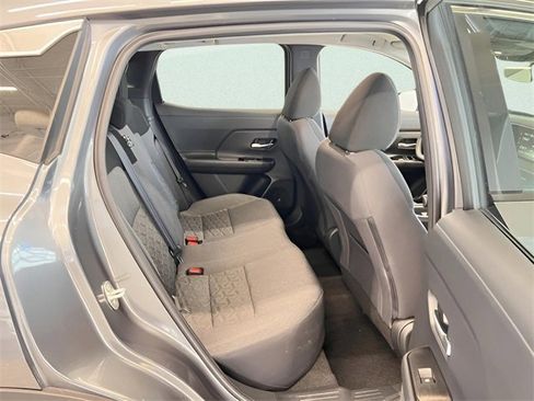 Used 2025 Nissan Kicks SV image 9