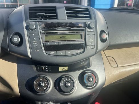 Used 2010 Toyota RAV4 4WD image 12