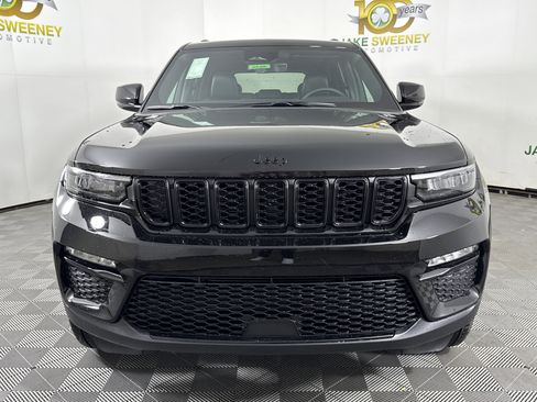 New 2025 Jeep Grand Cherokee Limited image 3