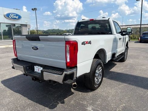 Used 2025 Ford F250 XLT AWD/4WD image 6