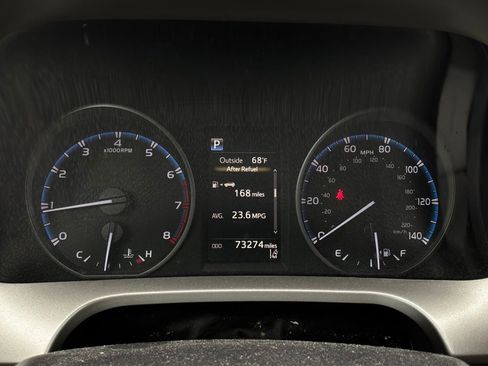 Used 2017 Toyota RAV4 XLE AWD/4WD image 36