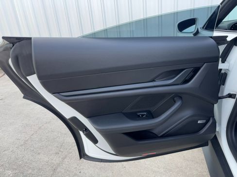 Used 2020 Porsche Taycan 4S w/ Premium Package image 48