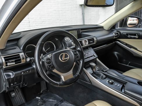 Used 2015 Lexus IS 250 w/ Navigation System Package RWD image 2