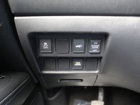 Used 2013 Nissan Pathfinder SL w/ Cargo Pkg AWD/4WD image 29