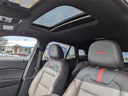 New 2026 Chevrolet Trax RS w/ Sunroof Package image 16