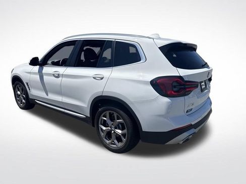 Used 2024 BMW X3 xDrive30i w/ Premium Package w/ZPA AWD/4WD image 3