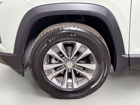 Used 2025 Chevrolet Equinox LT w/ Convenience Package II FWD image 29
