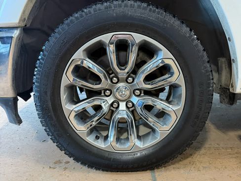 Used 2020 RAM 1500 Laramie image 8