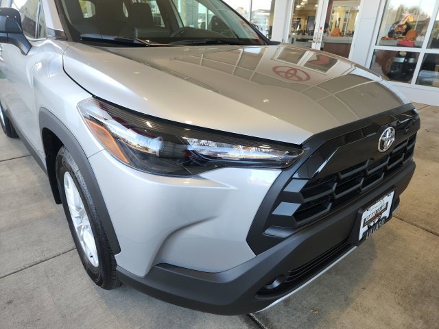 New 2026 Toyota Corolla Cross LE w/ Cold Weather Package AWD/4WD image 8