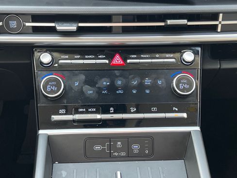 Used 2026 Hyundai Santa Fe SEL FWD image 36