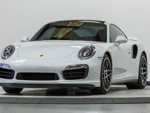 Used 2015 Porsche 911 Turbo S AWD/4WD image 7
