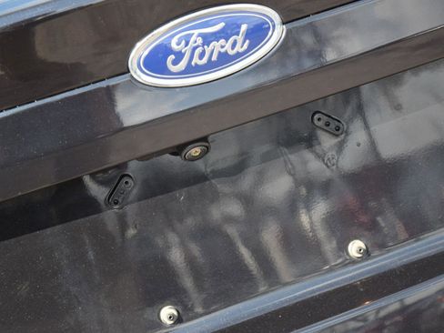 Used 2020 Ford Fusion SE AWD/4WD image 13
