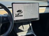 Used 2021 Tesla Model Y Long Range image 3