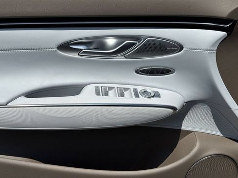 New 2026 Genesis GV70 2.5T Advanced AWD/4WD image 10