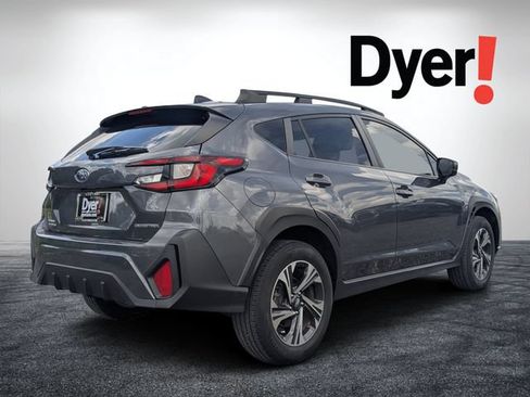 Used 2024 Subaru Crosstrek 2.0i Premium AWD/4WD image 3