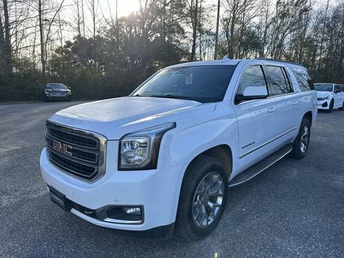 Used 2015 GMC Yukon XL SLT w/ Open Road Package image 4