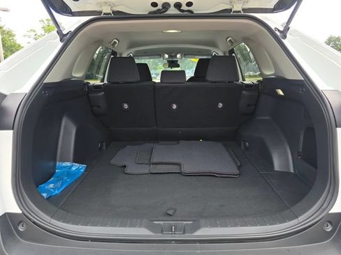 Used 2023 Toyota RAV4 LE FWD image 15