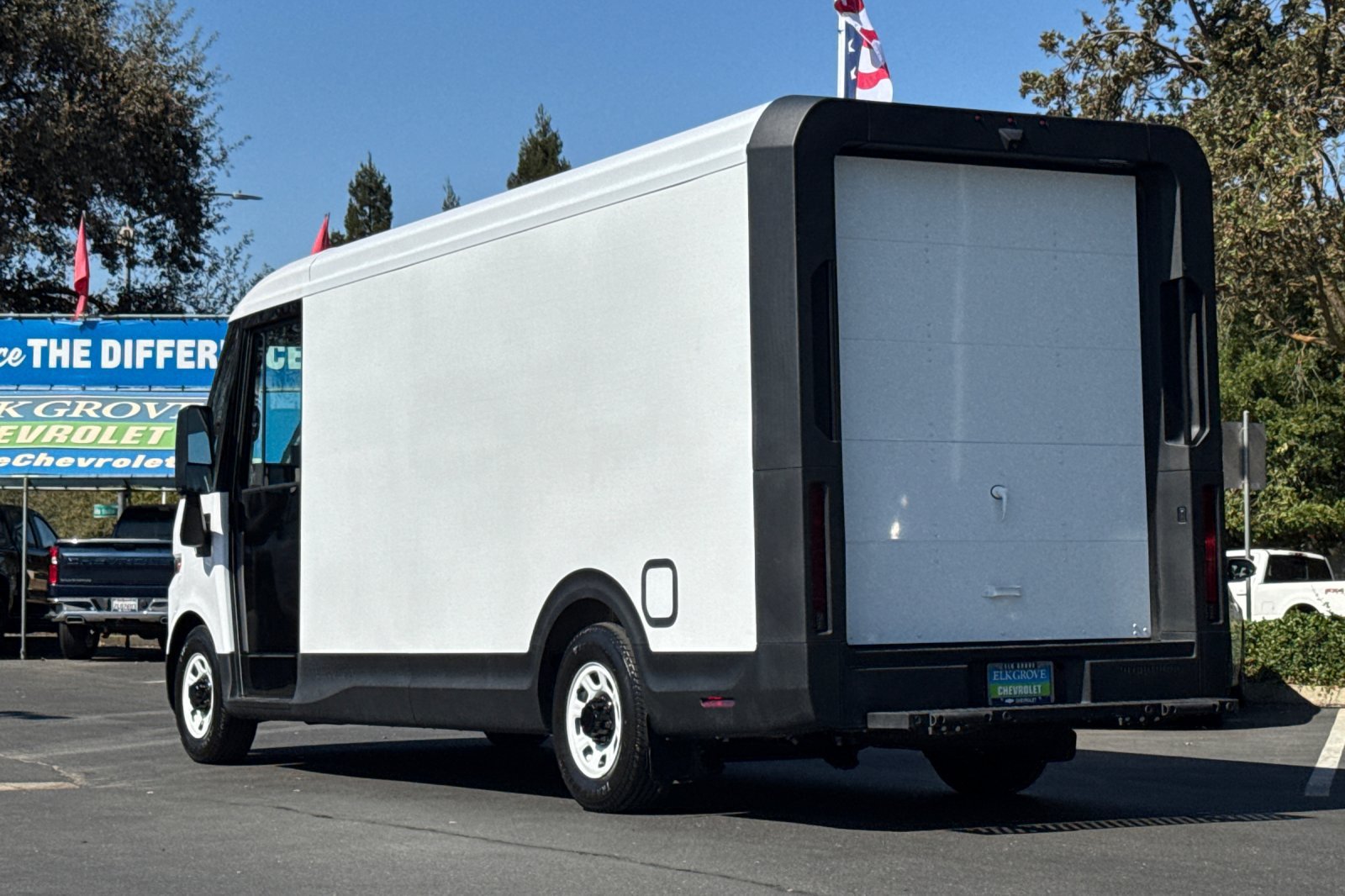 Used 2023 Chevrolet Brightdrop 600 w/ Active Safety Package 2 AWD/4WD image 5