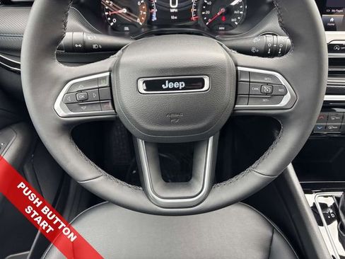 New 2026 Jeep Compass Latitude image 7