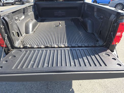 Used 2018 Chevrolet Silverado 1500 LT image 17