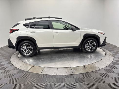 Used 2024 Subaru Crosstrek 2.0i Premium AWD/4WD image 17