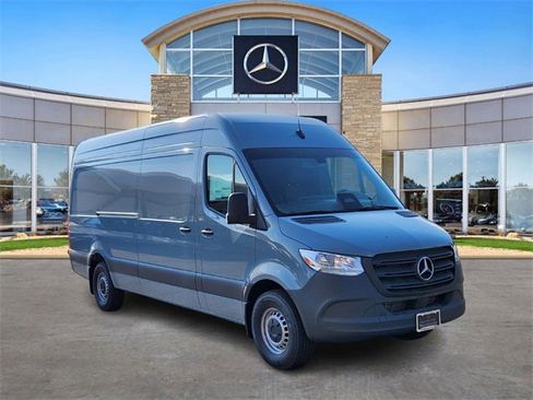 New 2025 Mercedes-Benz Sprinter 2500 image 6