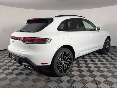 New 2026 Porsche Macan AWD/4WD image 7