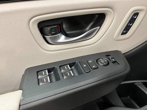 New 2026 Honda Pilot EX-L image 10