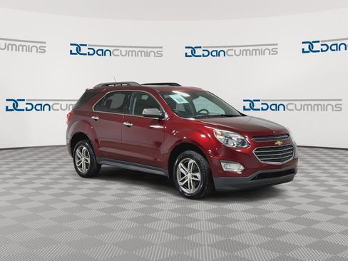 Used 2016 Chevrolet Equinox LTZ w/ Enhanced Convenience Package FWD image 2