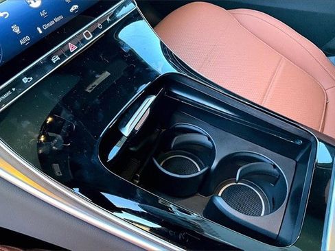 New 2026 Mercedes-Benz GLC 300 GLC 300 4MATIC SUV image 11