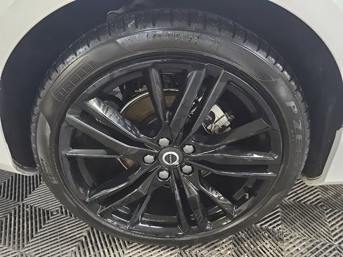 Used 2024 Volvo S60 B5 Plus w/ Climate Package image 14