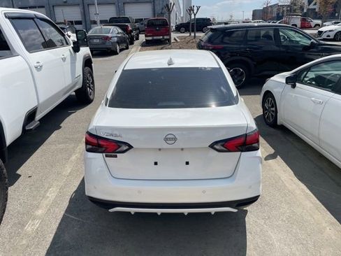 Certified 2025 Nissan Versa SV w/ Trunk Package image 4