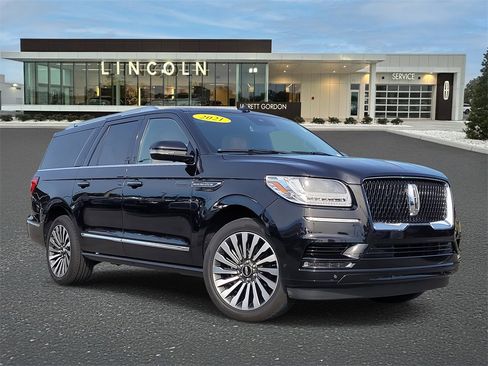Used 2021 Lincoln Navigator L Reserve image 1