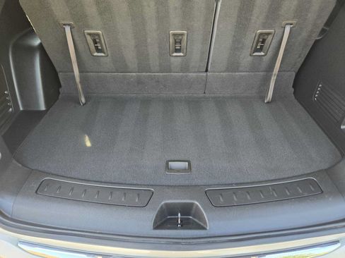 Certified 2020 Buick Enclave Essence FWD image 30